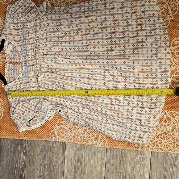 Mine Orange and Blue Floral Top - Picture 7 of 8